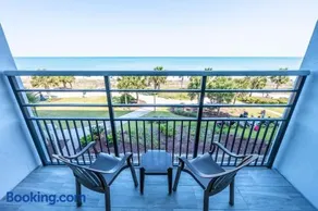 Direct Oceanfront Boardwalk Central Great Location - Image 4
