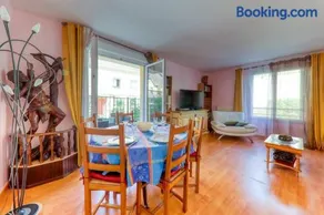 Amilly Park Proche Disneyland 6 personnes 2 chambres Terrasse pk privé en sous sol - Image 1