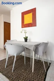 Appartement T2 hyper centre à Périgueux 1 chambre Lou Chabrol - Image 3