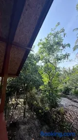 Pink Kangaroo Bungalows - Image 5