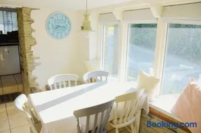 Entire Cottage near Looe, Cornwall, United Kingdom - Image 2