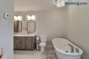 Beautiful Home in Moncton North! - Image 3