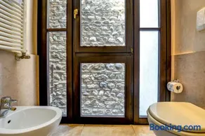 Prestige Suite Sirmione - Image 5