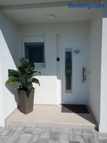 Villa OANA - PRIVAT POOL - Image 2