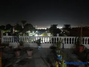 Luxor hotel Bella Vista Apartments and Hotel - Image 3