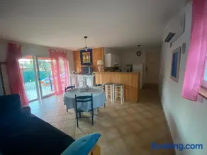 Gîte avec piscine et climatisation - Image 5