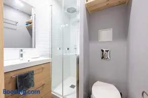 Pierra Menta - Vue montagne station à pied - Image 2