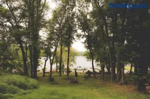 Waterfront Lake Views Villa with Hot tub in Hocking Hills - Image 2
