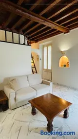 Charming flat, central and close to metro - Image 3