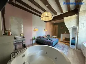 Love nest and ancient stones - Jacuzzi, air conditioning, Wi-Fi - Image 2