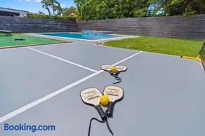 Heated Pool Games Family Haven Near FIU - Image 2