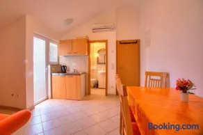 Villa D&I - Image 1