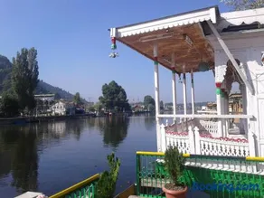 S Group Of Houseboat - Image 4
