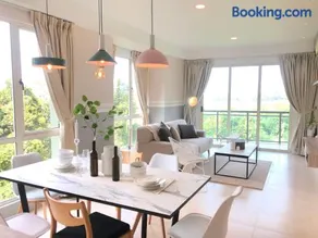 Santubong Suites B Just Like Home Damai - Image 1