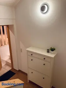 Moderne Dachgeschosswohnung an der Donau - Image 3