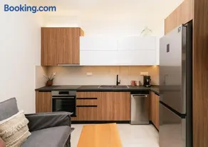 ROOF GARDEN SUITE - Image 2