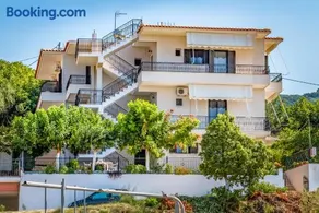 Kottas Apartments - Image 1