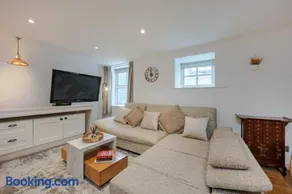 Stunning duplex apartment in Central London - Image 3
