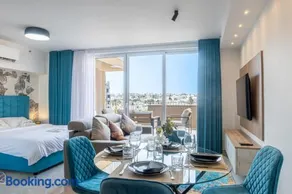 Offshore Suites Apartments in St Julians Centre - Image 1