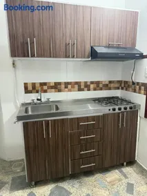 Apartaestudio acogedor con ubicación privilegiada - Image 3