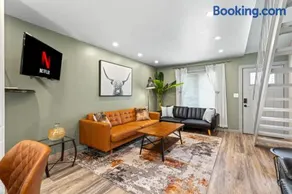Spectacular Austin SoCo Townhome - Image 3