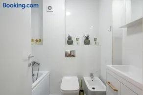 ERA Herastrau Boutique - Image 4