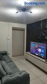 Flat 2 Quartos, 2 banh e Garagem em Bairro Nobre - Image 3