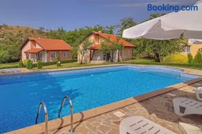 Villa Rosa - Image 1