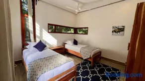 Green Hills Lodge - Image 5