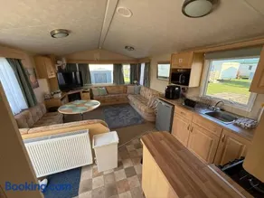 8 Berth Caravan in Chapel St - Image 2