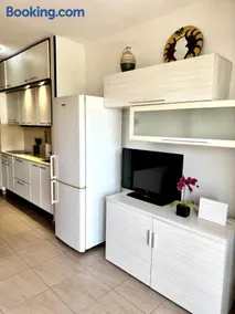 APARTBEACH INTERNACIONAL 1 RESIDENCIAL y PISCINAS - Image 4