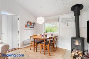 TV1593-Frederikshavn-Kaeruldvej-5 - Image 3
