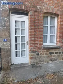 Saint Cyr du Bailleul - Maison - Image 1