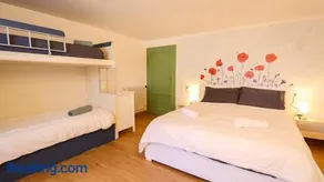 COZY MOUNTAIN RETREAT - with Garden, Wi-Fi - Image 4