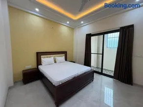 Raj Kapoor Farm House - Image 2