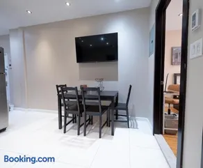 Comfy 2 bedroom apartment on Central Park West - Image 4