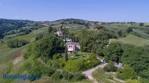 GHIZZOLO Residence - Refurbished Pool 2025 - Image 3