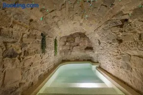 Steinhaus mit privatem Spa und einzigartigem Whirlpool - Image 1