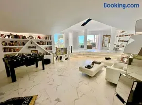 ESPECTACULAR Hogar en la playa MARBELLA - Image 1
