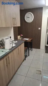 Apartment 1 at Busy Bee - Image 2