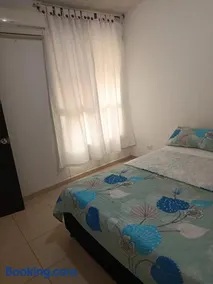 Apartamento con Aire y con Ventilador de tres habitaciones - Image 5