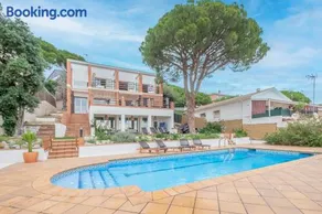 Villa Nova Vida Barcelona - Image 2