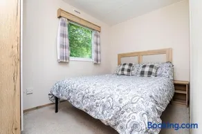 3 Bedroom Caravan - Seton Sands-by ViVi Stays - Image 3