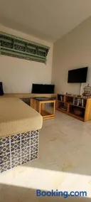 Rooftop Apartment - Image 4