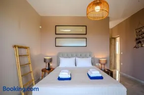 Villa Shlomo-Pool-Near the beach-Kids playground - Image 2