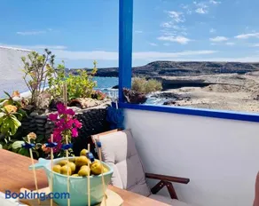 Casa Dora: Tradicional y al borde del mar. - Image 1