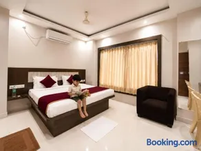 HOTEL NEW PREMIUM #HOME TOWN PURI - Near SWARGADWAR GOLDEN BEACH and Shree Jagannath Temple - Fully - Air - Conditioned-with-Lift-wifi - and Parking Facilities - Near Bengali Market with Prime Location - Best Hotel In Puri - Image 2