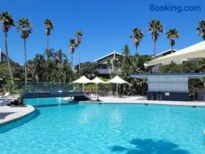 Tranquil Garden Villa at Magenta - Image 3