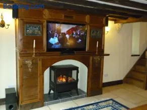 The Old Carthouse - Image 5