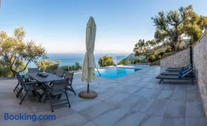 Kampaki Stone Houses - Image 2